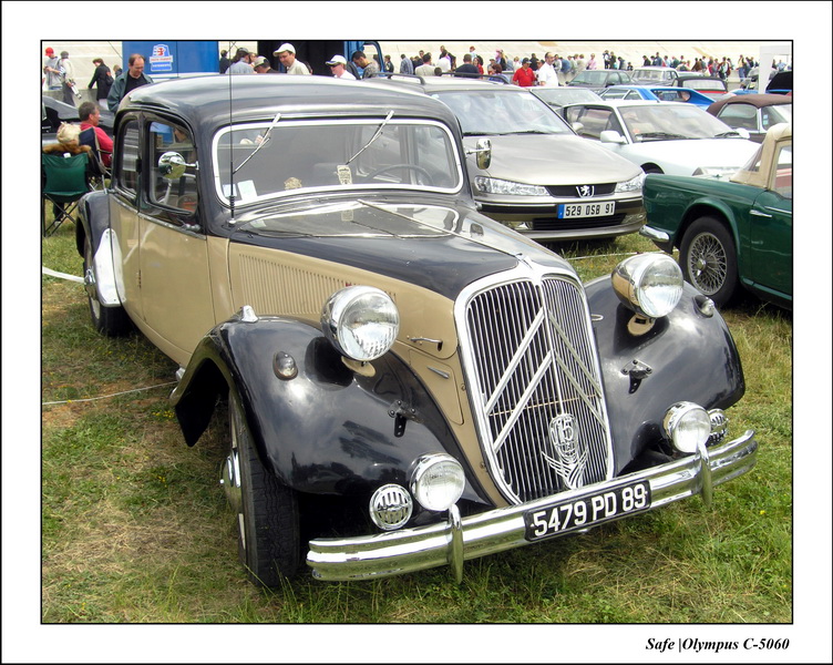 2004 - 05 - Citroen traction avant 1.JPG